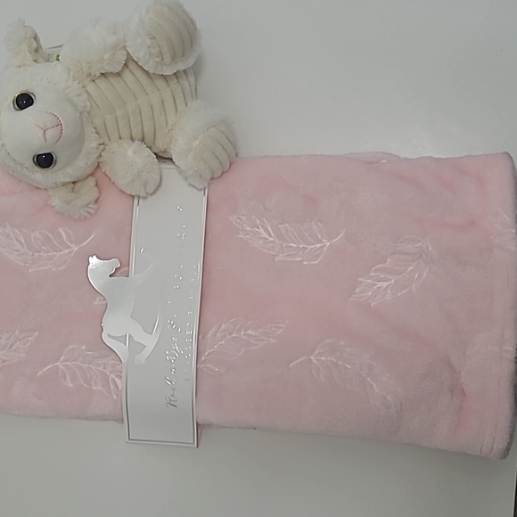 Rock a bye Baby Embossed baby blanket 75cmx90cm new no tags - Picture 3 of 4